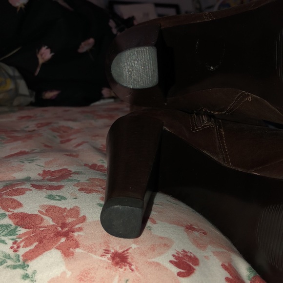 Carlos Brown Tall Heel Boots - Picture 4 of 4